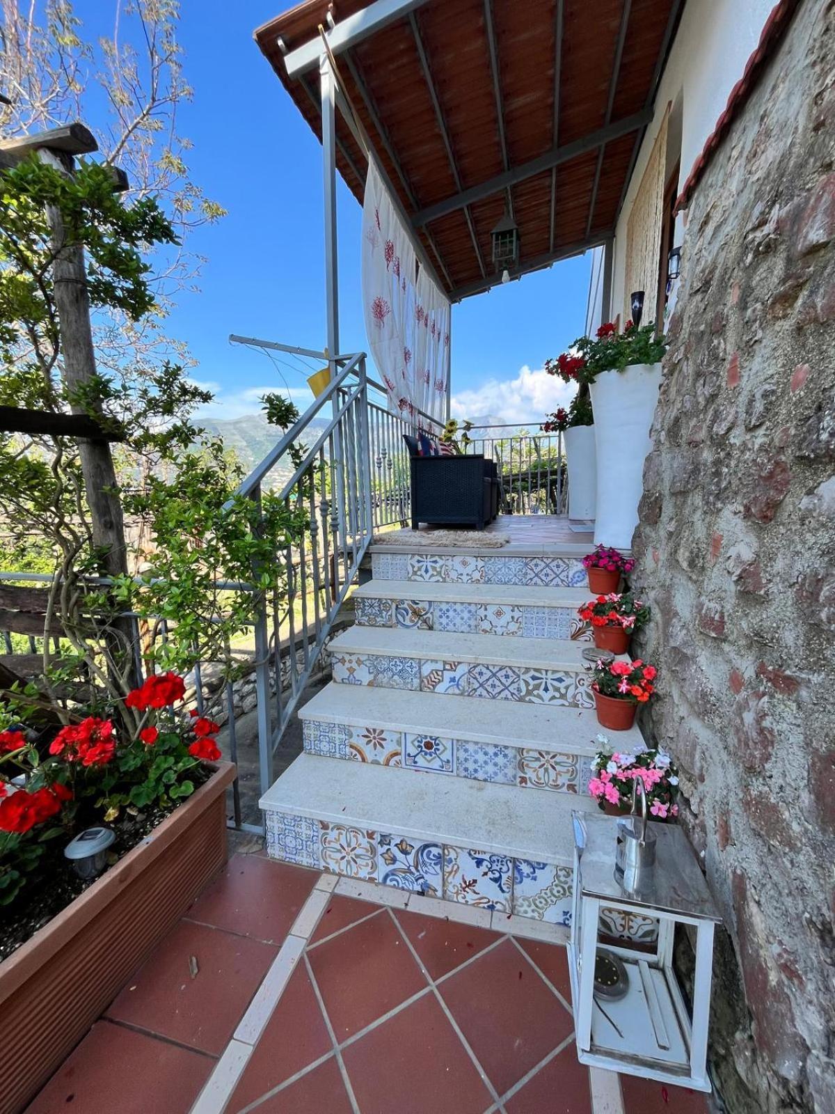 Elisabeth Seaview Apartments Sorrento Coast Vico Equense Dış mekan fotoğraf